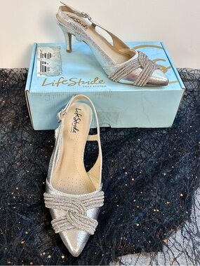 LifeStride Social Event Metallic Rhinestone Pointed Toe Slingback Pumps / Sz 6